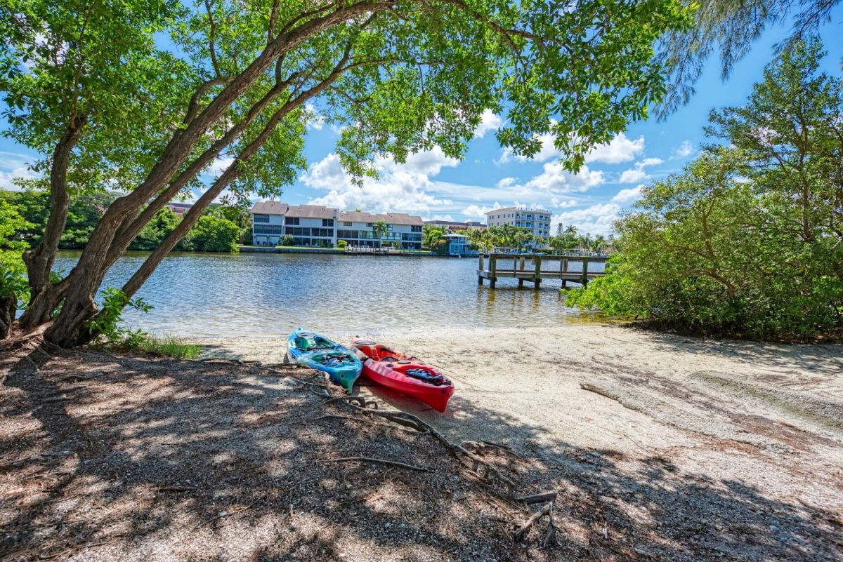 Crescent Beach kayaking